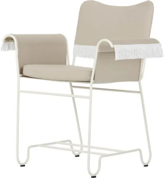 Gubi Tropique Cadeira de Jantar com Franjas Branco/Leslie 12